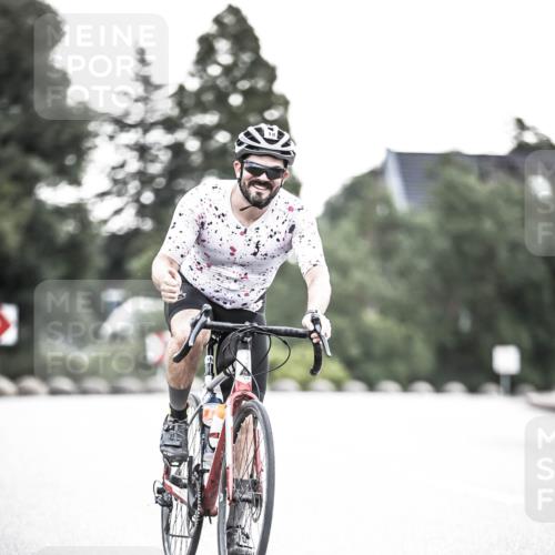 21.06.2026 - 29. Vierlanden-Triathlon H.Heesch http://msf.ph/oto/9910996 21.06.2026 09:36:47 Radfahren 18 meine-sportfotos.de
