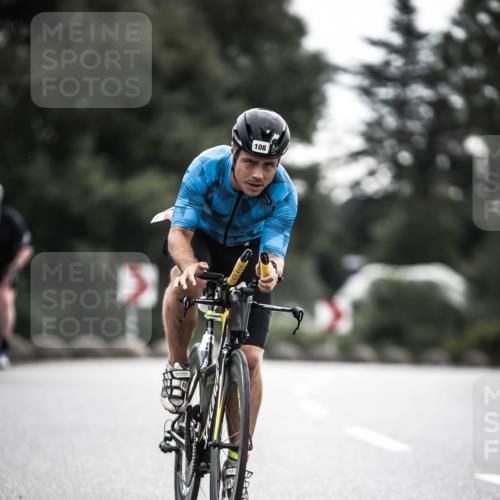 21.06.2026 - 29. Vierlanden-Triathlon H.Heesch http://msf.ph/oto/9911023 21.06.2026 09:26:51 Radfahren 90, 108, 230 meine-sportfotos.de