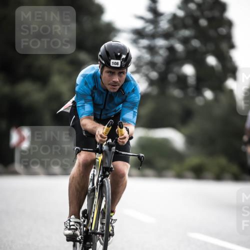 21.06.2026 - 29. Vierlanden-Triathlon H.Heesch http://msf.ph/oto/9911029 21.06.2026 09:26:51 Radfahren 90, 108, 230 meine-sportfotos.de