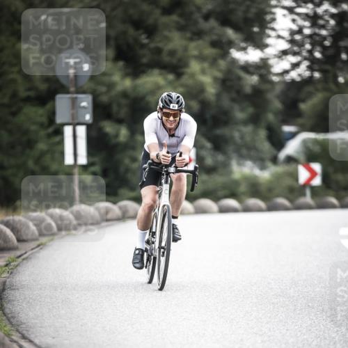 21.06.2026 - 29. Vierlanden-Triathlon H.Heesch http://msf.ph/oto/9911032 21.06.2026 09:37:07 Radfahren 83 meine-sportfotos.de