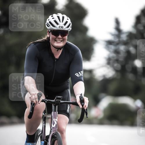 21.06.2026 - 29. Vierlanden-Triathlon H.Heesch http://msf.ph/oto/9911039 21.06.2026 09:26:55 Radfahren 90, 197, 230, 1355 meine-sportfotos.de