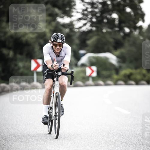 21.06.2026 - 29. Vierlanden-Triathlon H.Heesch http://msf.ph/oto/9911052 21.06.2026 09:37:07 Radfahren 83 meine-sportfotos.de