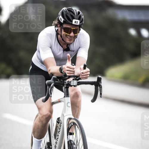 21.06.2026 - 29. Vierlanden-Triathlon H.Heesch http://msf.ph/oto/9911070 21.06.2026 09:37:08 Radfahren 83, 261 meine-sportfotos.de