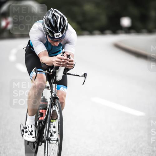 21.06.2026 - 29. Vierlanden-Triathlon H.Heesch http://msf.ph/oto/9911091 21.06.2026 09:37:31 Radfahren 181, 290 meine-sportfotos.de