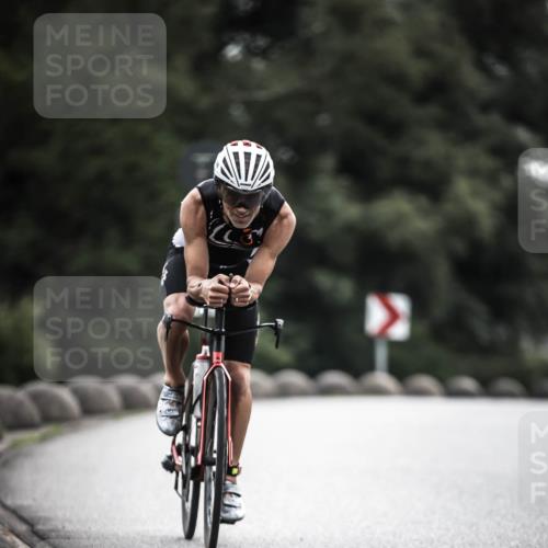 21.06.2026 - 29. Vierlanden-Triathlon H.Heesch http://msf.ph/oto/9911111 21.06.2026 09:27:09 Radfahren 27, 84, 169, 198 meine-sportfotos.de