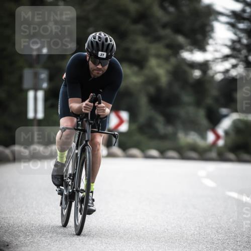 21.06.2026 - 29. Vierlanden-Triathlon H.Heesch http://msf.ph/oto/9911139 21.06.2026 09:27:16 Radfahren 27, 43, 56, 103, 139, 179, 198 meine-sportfotos.de
