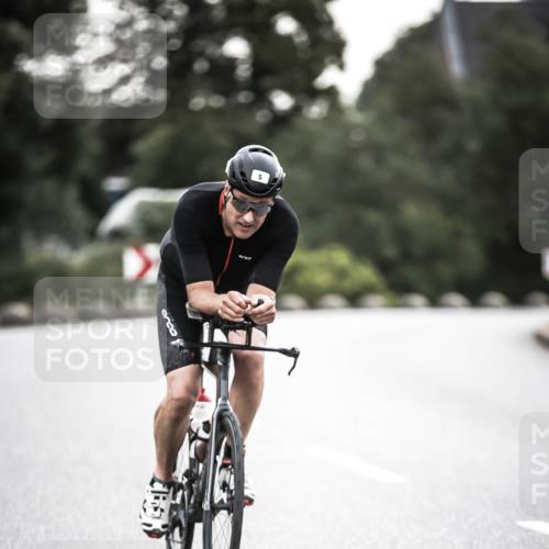 21.06.2026 - 29. Vierlanden-Triathlon H.Heesch http://msf.ph/oto/9911162 21.06.2026 09:37:48 Radfahren 5, 30, 69, 195, 240 meine-sportfotos.de