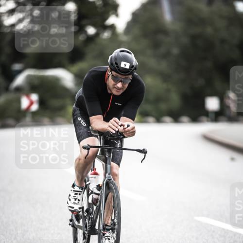 21.06.2026 - 29. Vierlanden-Triathlon H.Heesch http://msf.ph/oto/9911168 21.06.2026 09:37:48 Radfahren 5, 30, 69, 195, 240 meine-sportfotos.de