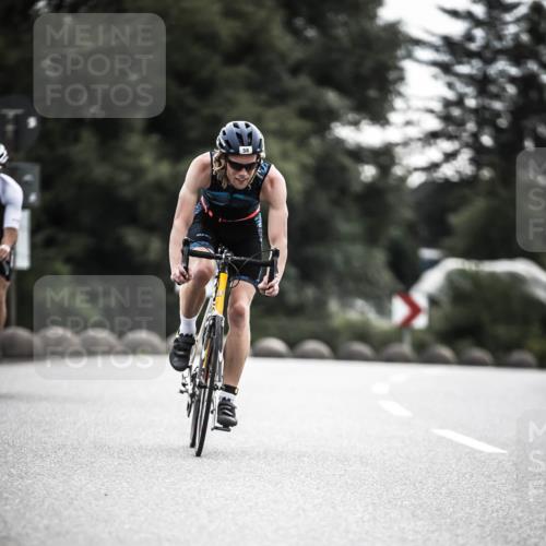 21.06.2026 - 29. Vierlanden-Triathlon H.Heesch http://msf.ph/oto/9911173 21.06.2026 09:27:22 Radfahren 43, 56, 69, 86, 103, 130, 139, 157, 179 meine-sportfotos.de