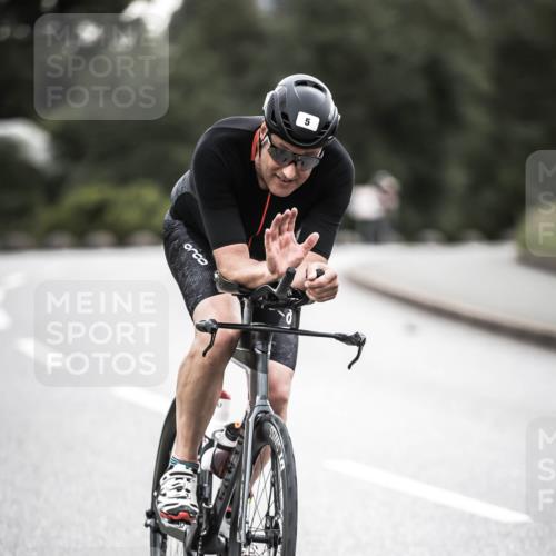 21.06.2026 - 29. Vierlanden-Triathlon H.Heesch http://msf.ph/oto/9911174 21.06.2026 09:37:49 Radfahren 5, 69, 195, 240 meine-sportfotos.de