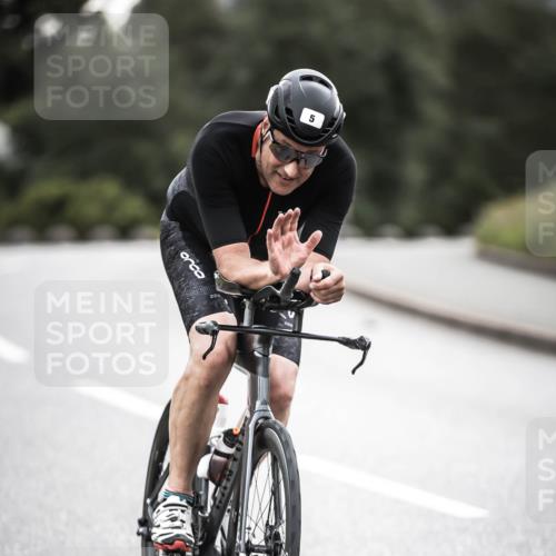 21.06.2026 - 29. Vierlanden-Triathlon H.Heesch http://msf.ph/oto/9911176 21.06.2026 09:37:49 Radfahren 5, 69, 195, 240 meine-sportfotos.de