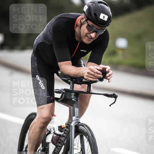 21.06.2026 - 29. Vierlanden-Triathlon H.Heesch http://msf.ph/oto/9911186 21.06.2026 09:37:49 Radfahren 5, 69, 195, 240 meine-sportfotos.de