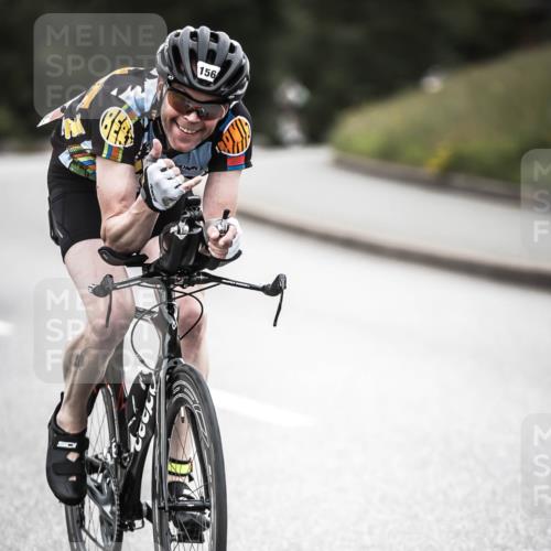 21.06.2026 - 29. Vierlanden-Triathlon H.Heesch http://msf.ph/oto/9911202 21.06.2026 09:37:58 Radfahren 2, 156 meine-sportfotos.de