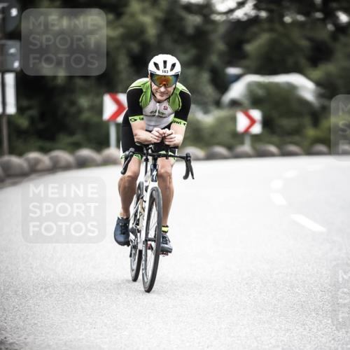 21.06.2026 - 29. Vierlanden-Triathlon H.Heesch http://msf.ph/oto/9911279 21.06.2026 09:39:37 Radfahren 22, 163, 213 meine-sportfotos.de