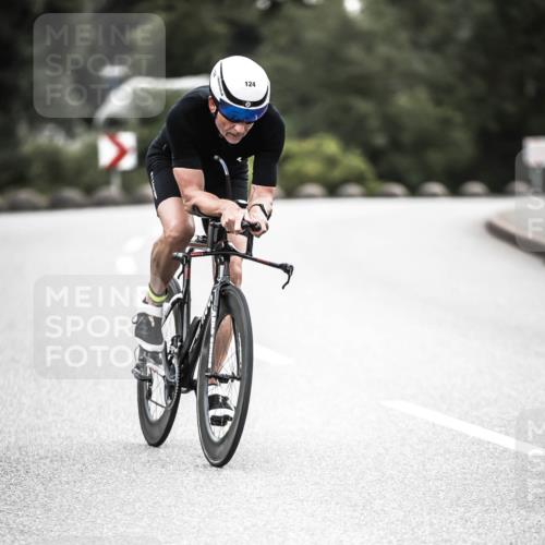 21.06.2026 - 29. Vierlanden-Triathlon H.Heesch http://msf.ph/oto/9911303 21.06.2026 09:39:56 Radfahren 124, 275 meine-sportfotos.de