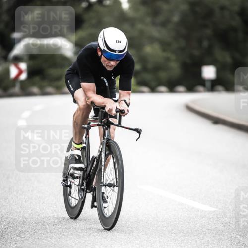 21.06.2026 - 29. Vierlanden-Triathlon H.Heesch http://msf.ph/oto/9911306 21.06.2026 09:39:56 Radfahren 124, 275 meine-sportfotos.de
