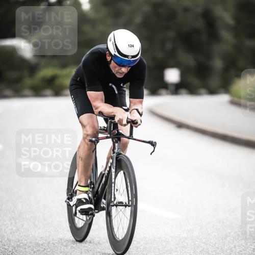 21.06.2026 - 29. Vierlanden-Triathlon H.Heesch http://msf.ph/oto/9911309 21.06.2026 09:39:56 Radfahren 124, 275 meine-sportfotos.de