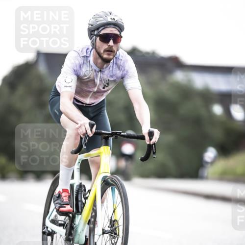21.06.2026 - 29. Vierlanden-Triathlon H.Heesch http://msf.ph/oto/9911346 21.06.2026 09:40:28 Radfahren 50, 116, 158 meine-sportfotos.de