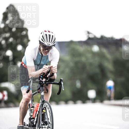 21.06.2026 - 29. Vierlanden-Triathlon H.Heesch http://msf.ph/oto/9911368 21.06.2026 09:40:50 Radfahren 36, 64, 115 meine-sportfotos.de