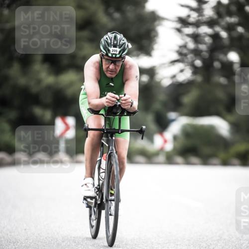 21.06.2026 - 29. Vierlanden-Triathlon H.Heesch http://msf.ph/oto/9911401 21.06.2026 09:41:34 Radfahren 146, 205 meine-sportfotos.de