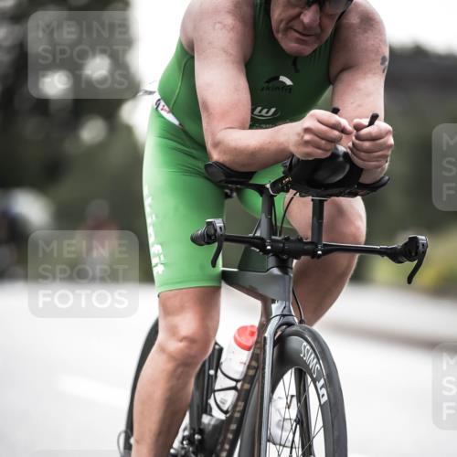 21.06.2026 - 29. Vierlanden-Triathlon H.Heesch http://msf.ph/oto/9911416 21.06.2026 09:41:35 Radfahren 146, 205 meine-sportfotos.de