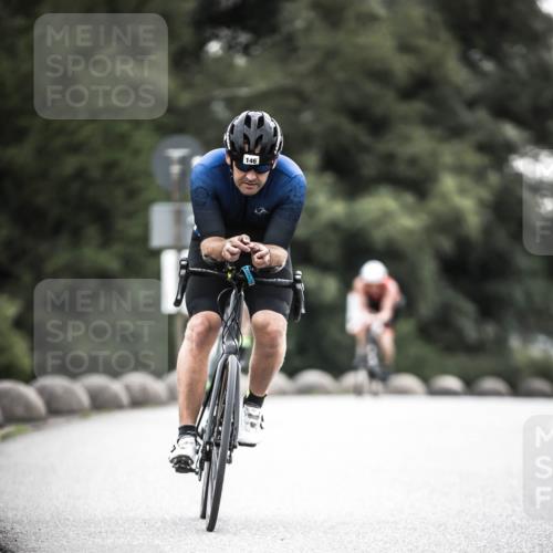 21.06.2026 - 29. Vierlanden-Triathlon H.Heesch http://msf.ph/oto/9911420 21.06.2026 09:41:40 Radfahren 41, 48, 146, 1353 meine-sportfotos.de