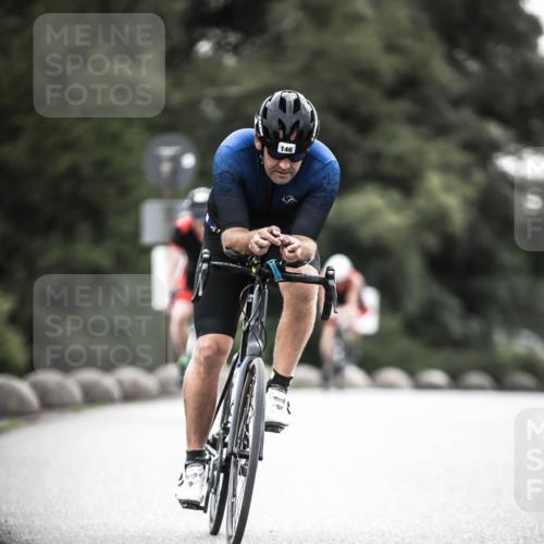 21.06.2026 - 29. Vierlanden-Triathlon H.Heesch http://msf.ph/oto/9911424 21.06.2026 09:41:41 Radfahren 41, 48, 146, 1353 meine-sportfotos.de