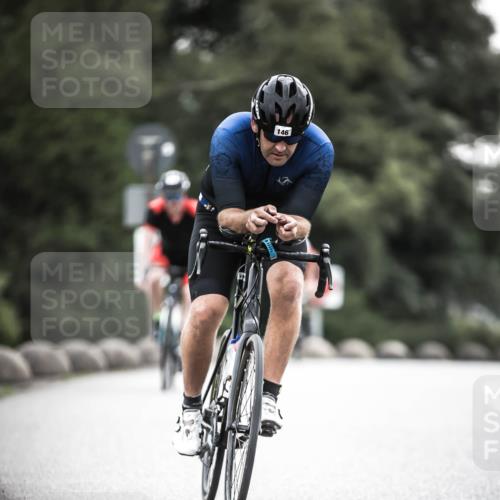 21.06.2026 - 29. Vierlanden-Triathlon H.Heesch http://msf.ph/oto/9911426 21.06.2026 09:41:41 Radfahren 41, 48, 146, 1353 meine-sportfotos.de