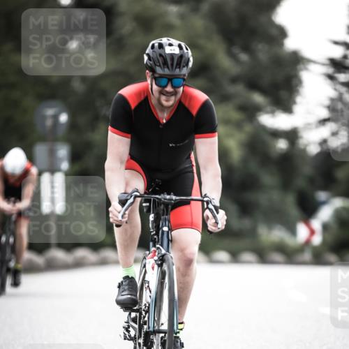 21.06.2026 - 29. Vierlanden-Triathlon H.Heesch http://msf.ph/oto/9911439 21.06.2026 09:41:43 Radfahren 15, 41, 48, 89, 146, 1353 meine-sportfotos.de
