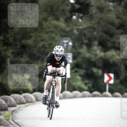 21.06.2026 - 29. Vierlanden-Triathlon H.Heesch http://msf.ph/oto/9911465 21.06.2026 09:41:49 Radfahren 15, 89 meine-sportfotos.de