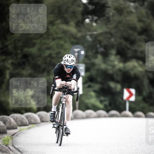 21.06.2026 - 29. Vierlanden-Triathlon H.Heesch http://msf.ph/oto/9911466 21.06.2026 09:41:49 Radfahren 15, 89 meine-sportfotos.de