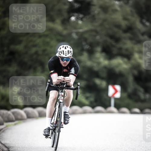 21.06.2026 - 29. Vierlanden-Triathlon H.Heesch http://msf.ph/oto/9911473 21.06.2026 09:41:50 Radfahren 15, 89 meine-sportfotos.de