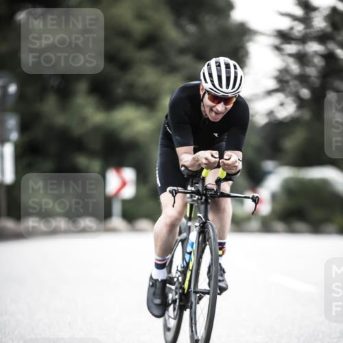 21.06.2026 - 29. Vierlanden-Triathlon H.Heesch http://msf.ph/oto/9911506 21.06.2026 09:42:03 Radfahren 191, 244, 1354 meine-sportfotos.de