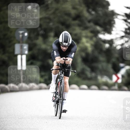 21.06.2026 - 29. Vierlanden-Triathlon H.Heesch http://msf.ph/oto/9911513 21.06.2026 09:42:20 Radfahren 26, 31, 37, 137 meine-sportfotos.de