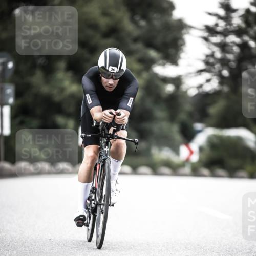 21.06.2026 - 29. Vierlanden-Triathlon H.Heesch http://msf.ph/oto/9911518 21.06.2026 09:42:20 Radfahren 26, 31, 37, 137 meine-sportfotos.de