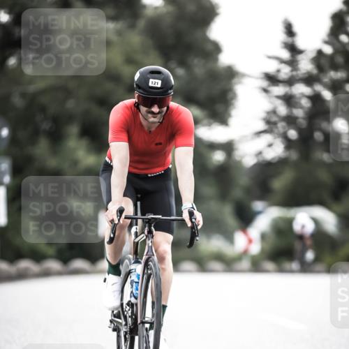 21.06.2026 - 29. Vierlanden-Triathlon H.Heesch http://msf.ph/oto/9911538 21.06.2026 09:42:41 Radfahren 71, 81, 121, 231 meine-sportfotos.de