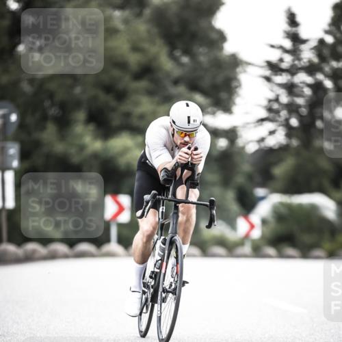 21.06.2026 - 29. Vierlanden-Triathlon H.Heesch http://msf.ph/oto/9911563 21.06.2026 09:42:47 Radfahren 71, 81, 231 meine-sportfotos.de