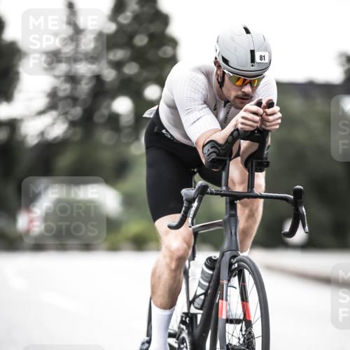21.06.2026 - 29. Vierlanden-Triathlon H.Heesch http://msf.ph/oto/9911575 21.06.2026 09:42:48 Radfahren 71, 81, 231 meine-sportfotos.de