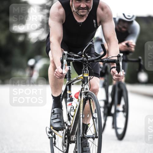 21.06.2026 - 29. Vierlanden-Triathlon H.Heesch http://msf.ph/oto/9911595 21.06.2026 09:43:03 Radfahren 9, 204, 242 meine-sportfotos.de