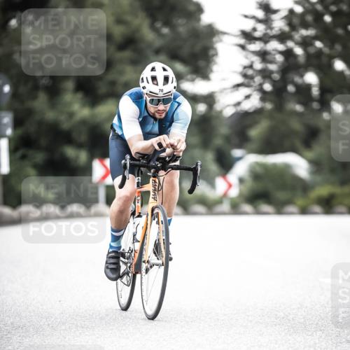 21.06.2026 - 29. Vierlanden-Triathlon H.Heesch http://msf.ph/oto/9911627 21.06.2026 09:43:18 Radfahren 70 meine-sportfotos.de
