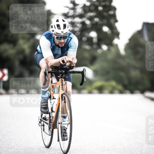 21.06.2026 - 29. Vierlanden-Triathlon H.Heesch http://msf.ph/oto/9911632 21.06.2026 09:43:18 Radfahren 70 meine-sportfotos.de