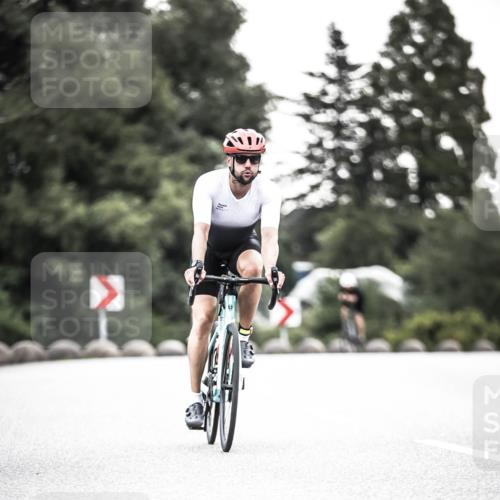 21.06.2026 - 29. Vierlanden-Triathlon H.Heesch http://msf.ph/oto/9911660 21.06.2026 09:43:50 Radfahren 23, 32, 33, 101, 111, 129, 178, 211, 216 meine-sportfotos.de