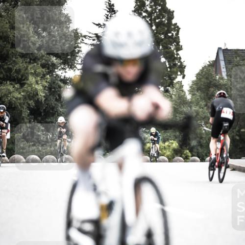 21.06.2026 - 29. Vierlanden-Triathlon H.Heesch http://msf.ph/oto/9911663 21.06.2026 09:43:51 Radfahren 23, 32, 33, 101, 111, 178, 211, 216 meine-sportfotos.de