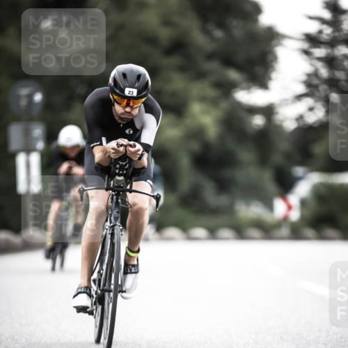 21.06.2026 - 29. Vierlanden-Triathlon H.Heesch http://msf.ph/oto/9911670 21.06.2026 09:43:54 Radfahren 23, 33, 101, 111, 178, 211, 216 meine-sportfotos.de