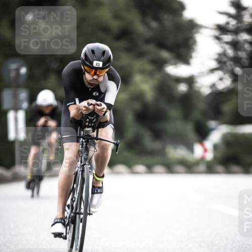 21.06.2026 - 29. Vierlanden-Triathlon H.Heesch http://msf.ph/oto/9911671 21.06.2026 09:43:54 Radfahren 23, 33, 101, 111, 178, 211, 216 meine-sportfotos.de