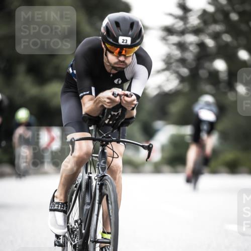 21.06.2026 - 29. Vierlanden-Triathlon H.Heesch http://msf.ph/oto/9911677 21.06.2026 09:43:54 Radfahren 23, 33, 101, 111, 178, 211, 216 meine-sportfotos.de
