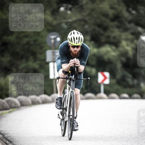21.06.2026 - 29. Vierlanden-Triathlon H.Heesch http://msf.ph/oto/9911686 21.06.2026 09:43:57 Radfahren 23, 111, 178, 216 meine-sportfotos.de