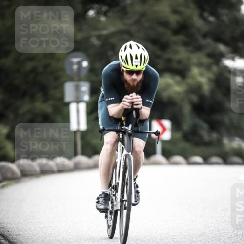 21.06.2026 - 29. Vierlanden-Triathlon H.Heesch http://msf.ph/oto/9911689 21.06.2026 09:43:57 Radfahren 23, 111, 178, 216 meine-sportfotos.de