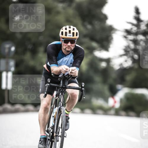 21.06.2026 - 29. Vierlanden-Triathlon H.Heesch http://msf.ph/oto/9911713 21.06.2026 09:44:24 Radfahren 63, 74, 183, 190, 302 meine-sportfotos.de