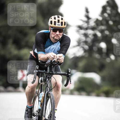 21.06.2026 - 29. Vierlanden-Triathlon H.Heesch http://msf.ph/oto/9911718 21.06.2026 09:44:24 Radfahren 63, 74, 183, 190, 302 meine-sportfotos.de